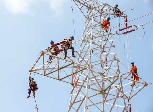 電力巡檢機(jī)器人：儀表識別準(zhǔn)確率提升至90%