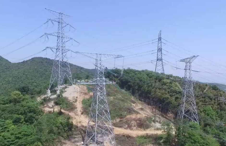 超高壓輸電線路、電力傳輸線路為什么需要在鐵塔周邊安裝防火監(jiān)測(cè)系統(tǒng)？